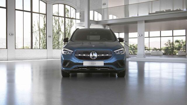 Mercedes-Benz GLA-KLASSE 250 e AMG Line | Night | Distronic | Keyless |