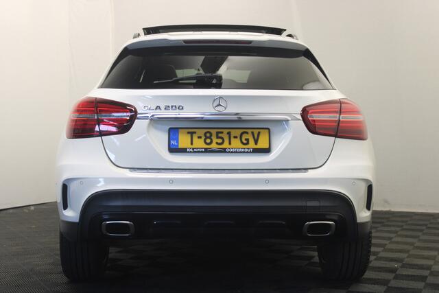 Mercedes-Benz GLA-KLASSE 200 Premium Plus |Pano|Navi|