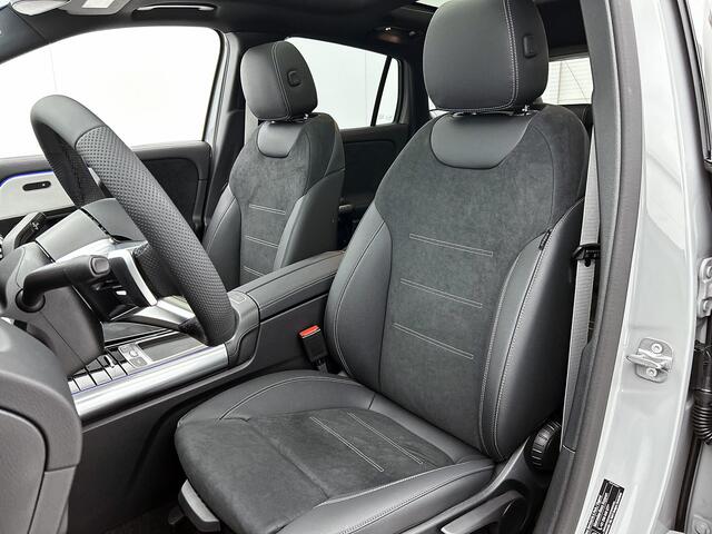 Mercedes-Benz GLA-KLASSE 250 e 140 Year Edition | Plus pakket | Nightpakket | Trekhaak | Panoramaschuifdak | 20" multispaaks lichtmetalen velgen | Warmtewerend, donkergetint glas |