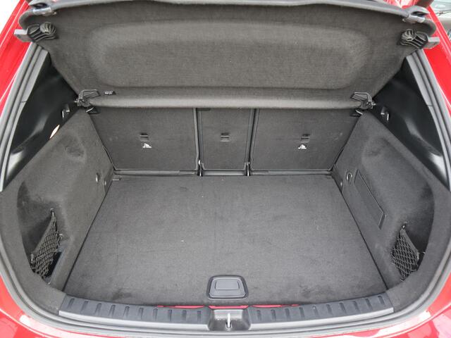 Mercedes-Benz GLA-KLASSE 250 e Business Solution AMG Limited l Memory l Nightpakket l Keyless l Panoramadak