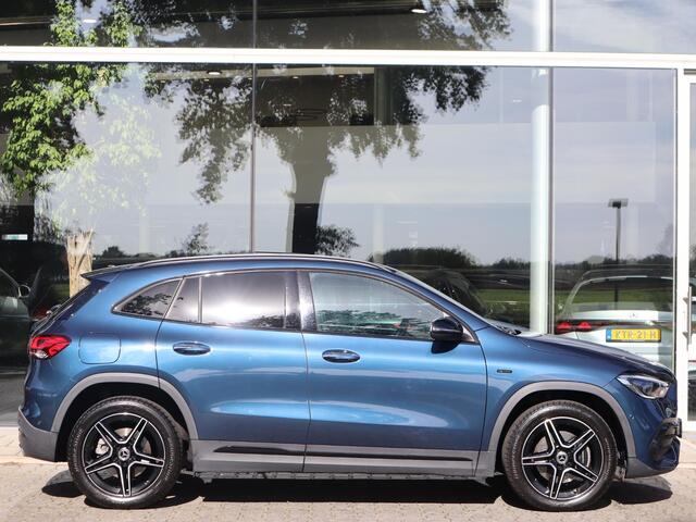 Mercedes-Benz GLA-KLASSE 250 e Business Solution AMG Limited l Panoramadak l Carplay l Keyless