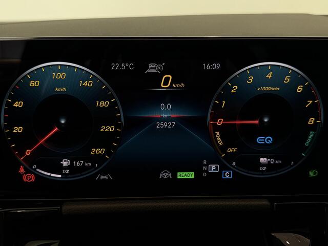Mercedes-Benz GLA-KLASSE 250 e AMG Line | Panoramadak | 95% SOH | Leder | Elektrische stoelen |