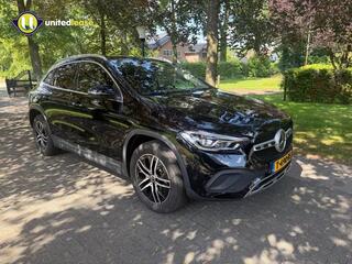 mercedes-benz-gla-klasse-250-e-business-solution-luxury-limi