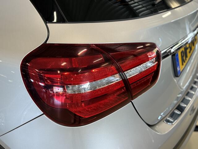 Mercedes-Benz GLA-KLASSE 180D 109PK automaat / LED / Apple CarPlay / *NAP*