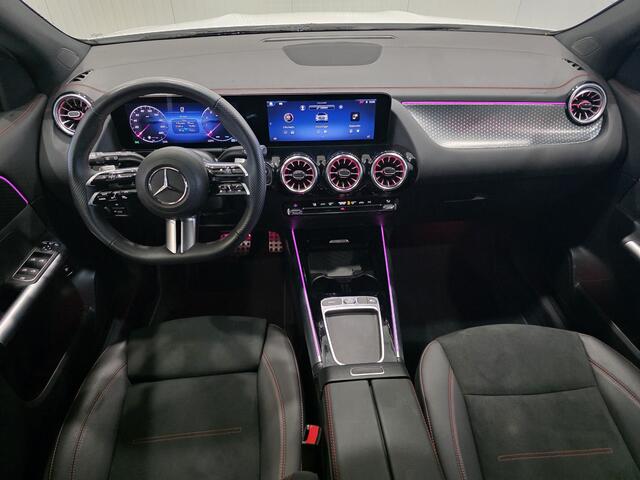 Mercedes-Benz GLA-KLASSE 200 AMG Line |CAMERA|CARPLAY|Sfeerverlichting|