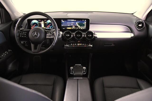 Mercedes-Benz GLB-Klasse 200 Business Solution *1ste Eigenaar*Leer*Trekhaak*Navigatie*Stoelverwarming