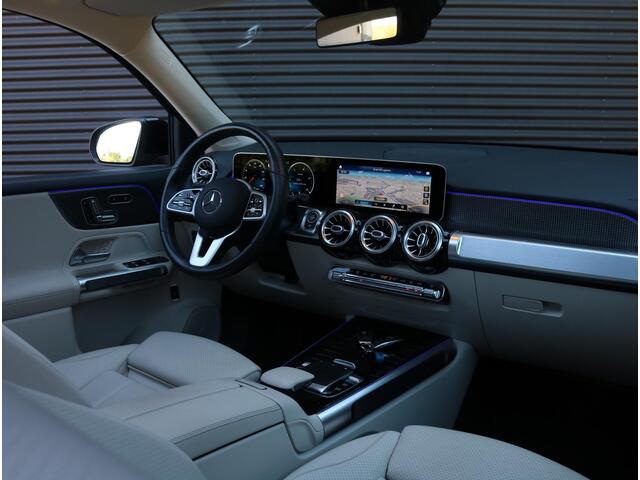 Mercedes-Benz GLB-Klasse 250 4MATIC | Panoramadak | ACC | Trekhaak