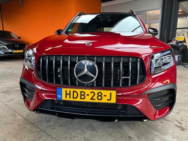 Mercedes-Benz GLB-Klasse AMG 35 4M PREM / Pano / 360camera / Burmester / 21inch