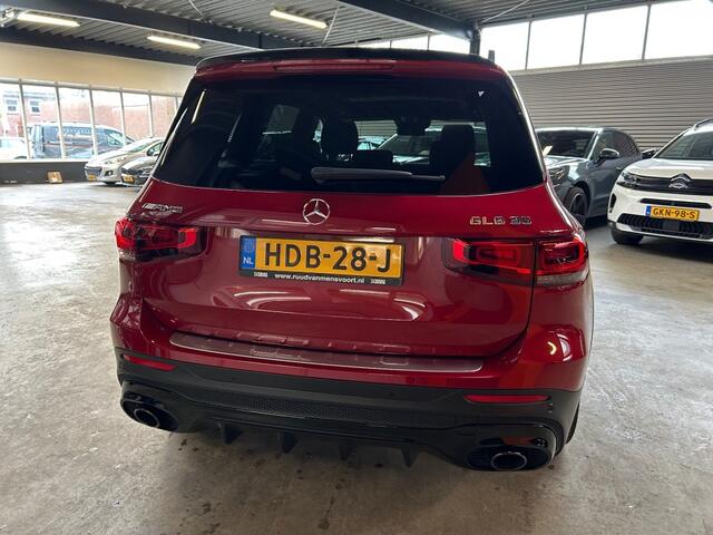 Mercedes-Benz GLB-Klasse AMG 35 4M PREM / Pano / 360camera / Burmester / 21inch