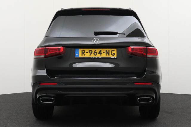 Mercedes-Benz GLB-Klasse 200 AMG Night-Paket Camera Dodehoek Sfeerverlichting