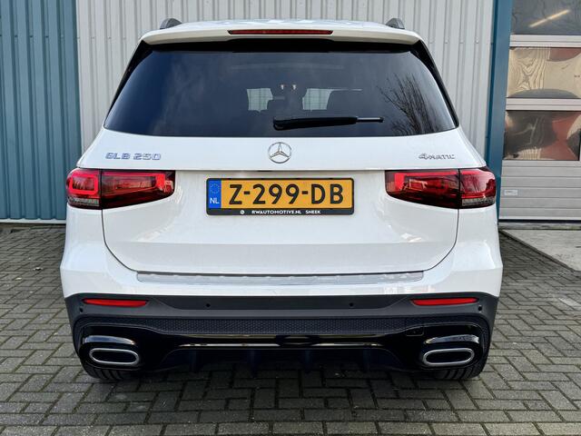 Mercedes-Benz GLB-Klasse 250 4MATIC AMG / Premium Plus Cabon / Keyless / Adaptive / Virtual cockpit / BTW Auto!!!