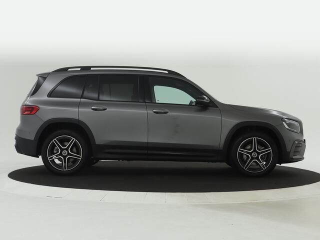 Mercedes-Benz GLB-Klasse 180 AMG Line LIMITED 7p. | Trekhaak | Nightpakket | Parkeerpakket met achteruitrijcamera | Keyless-Go comfortpakket | GUARD 360 ° Vehicle protection Plus | EASY PACK achterklep | Verwarmde stoelen vooraan |