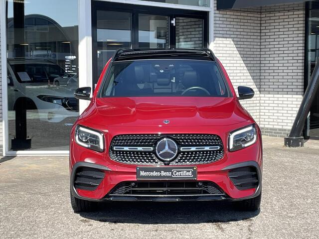 Mercedes-Benz GLB-Klasse 200 AMG | Panoramadak | Night Pakket