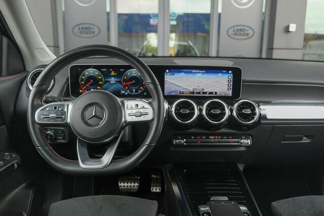 Mercedes-Benz GLB-Klasse GLB200 AMG 163pk 7-persoons Widescreen *BTW* Climate control Cruise control Led lampen Navigatie 19" LMV