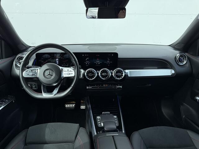 Mercedes-Benz GLB-Klasse 200 Business Solution AMG | Pano | Trekhaak | ACC | 360* Camera | LED | DAB+ | 19 inch