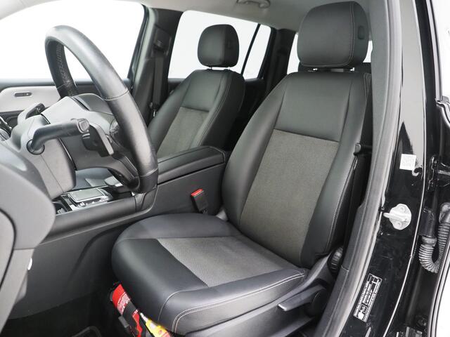 Mercedes-Benz GLB-Klasse 180 Panamericana | Night | Trekhaak | Widescreen | Camera | DAB | Cruise