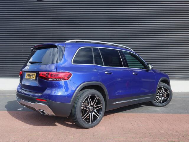 Mercedes-Benz GLB-Klasse 200 Premium | Clima | Cruise | Navi Full Map | Dealer onderhouden | Stof/Leder | LED | Comfortstoel+Verwarming | PDC V+A+Cam | Trekhaak |