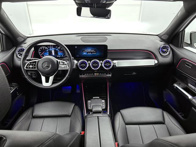 Mercedes-Benz GLB-Klasse 200 Business Solution Luxury Trekhaak | Achteruitrijcamera | DAB | Elektrische achterklep | Sfeerverlichting || Inclusief 24 maanden MB Certified garantie voor Europa.