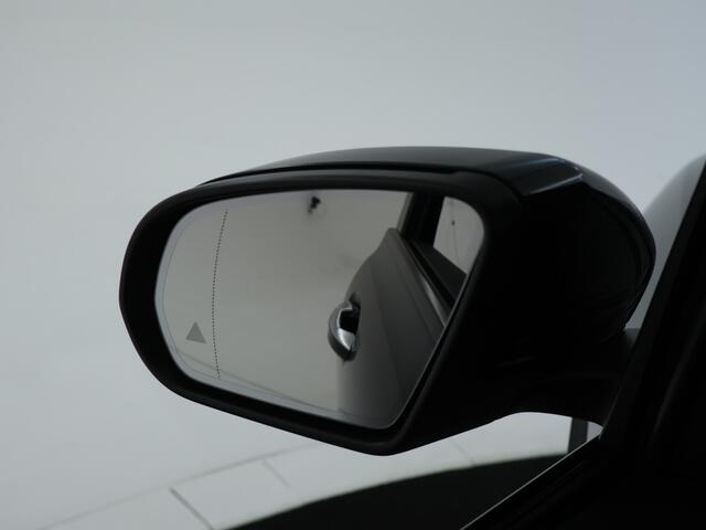 Mercedes-Benz GLB-Klasse 200 AMG Nightpakket 7 Persoons | Panoramadak | Distronic | Keyless-Go | Memory | Sfeerverlichting | Augmented Reality | Inclusief 24 maanden Mercedes-Benz Certified garantie voor Europa.