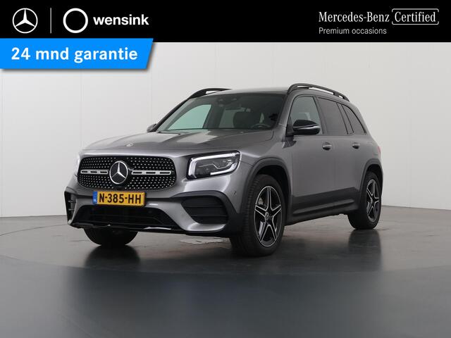 Mercedes-Benz GLB-Klasse 200 Business Solution AMG 7p. | Night | Panoramadak | 7-persoons | Keyless | Memory | Multibeam | Sfeerverlichting |