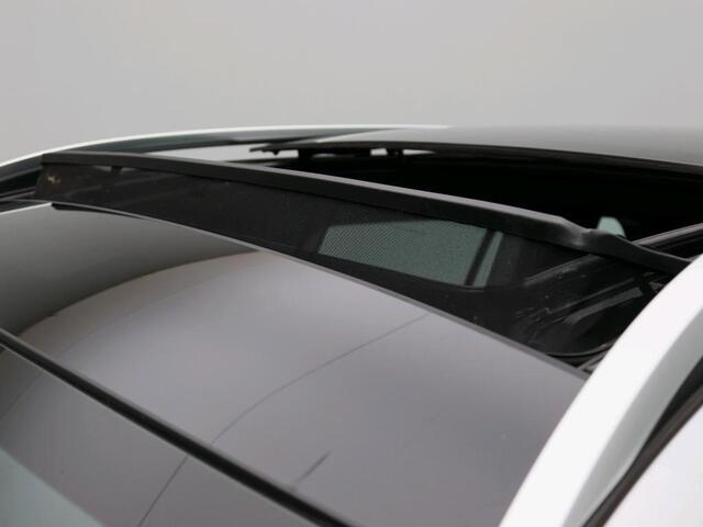 Mercedes-Benz GLB-Klasse 180 Aut. Business Sol. Luxury | Panorama | Mood Light Sfeer | Multibeam |