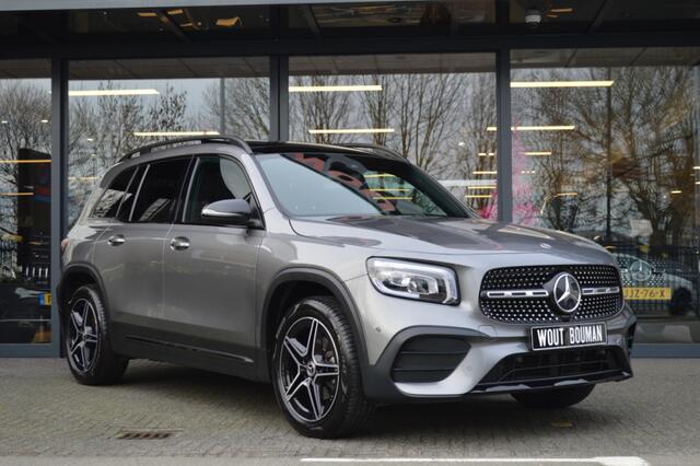 Mercedes-Benz GLB-Klasse 200 AMG Led Panorama Widescreen Sfeer Camera Night CarPlay Pdc