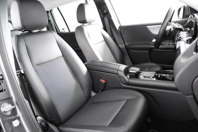 Mercedes-Benz GLB-Klasse 200 Business Solution *1ste Eigenaar*Leer*Navigatie*Stoelverwarming*Camera*