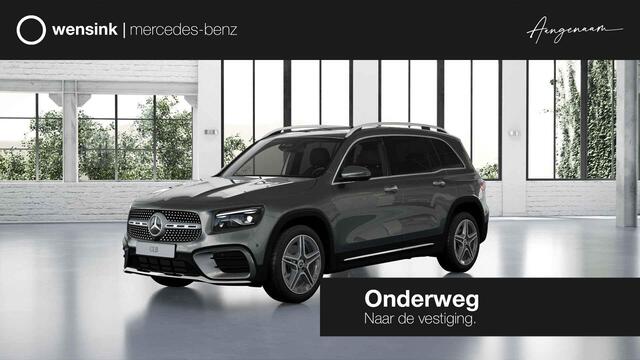 Mercedes-Benz GLB-Klasse 180 Business Solution AMG | Panoramaschuifdak | Premium Plus | Trekhaak | Verschuifbare Bank | Winterpakket |