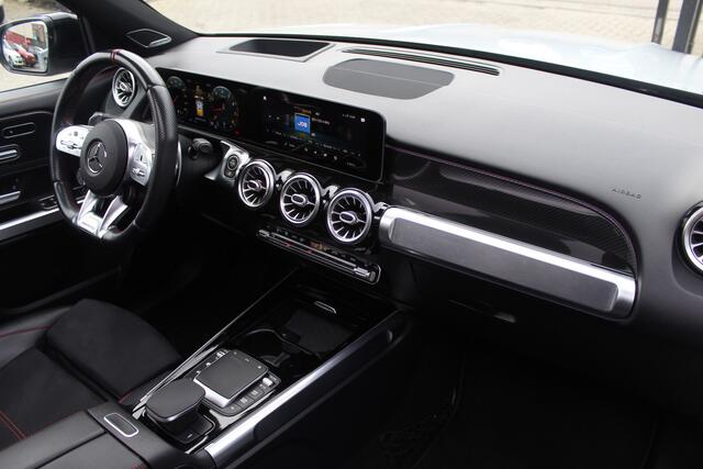 Mercedes-Benz GLB-Klasse AMG 35 4MATIC Panoramadak/Burmester/360 Camera/Memory stoelen/Stoelverwarming/Apple carplay/21 Inch/Sfeerverlichting/FULL OPTIONS!!