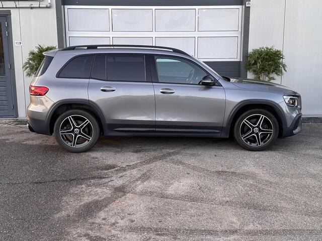 Mercedes-Benz GLB-Klasse 250 4MATIC Premium Plus / Garantie / Amg / Clima /