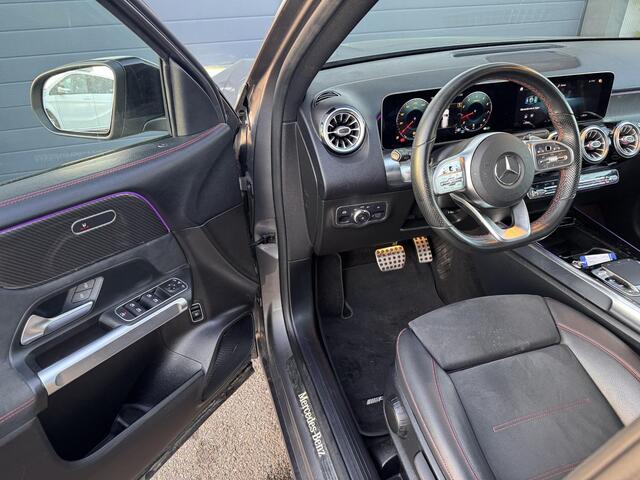Mercedes-Benz GLB-Klasse 250 4MATIC Premium Plus / Garantie / Amg / Clima /
