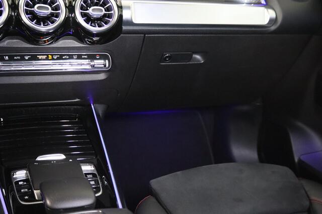 Mercedes-Benz GLB-Klasse 200 AMG 7-Persoons, LED, Widescreen, ACC, Sfeerverlichting,