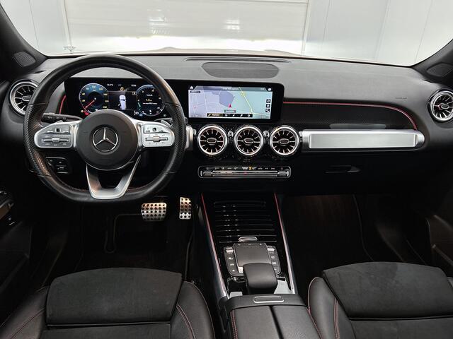 Mercedes-Benz GLB-Klasse 200 Business Solution AMG | Panoramadak | Trekhaak | Achteruitrijcamera | DISTRONIC | Inclusief 24 maanden MB Certified garantie voor Europa.