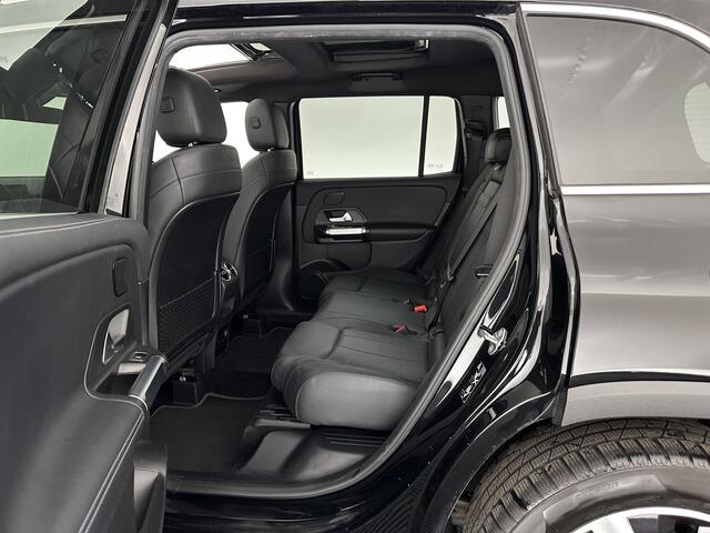 Mercedes-Benz GLB-Klasse 200 Business Solution Luxury (INCL-BTW) *PANO | LEATHER | FULL-LED | AMBIENTLIGHT | HEATED-SPORTSEATS | WIDESCREEN-DIGICOCKPIT | DAB+ | NAVI-FULLMAP | CAMERA | PRIVACYGLASS | LANE-ASSIST | DYNAMIC-SELECT | 18'