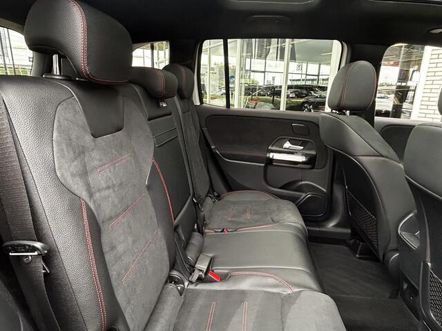 Mercedes-Benz GLB-Klasse 180 AMG Line | Panoramadak | Cruise Control | Stoelverwarming
