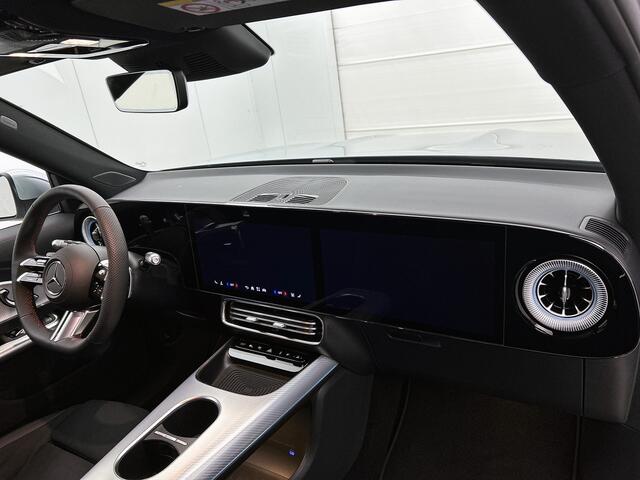 Mercedes-Benz GLB-Klasse 250+ Business Solution AMG 85.5 kWh | Premium pakket | Vast panoramadak | Sierelementen aluminium | Sfeerverlichting | Sportstoelen | THERMOTRONIC | URBAN GUARD |