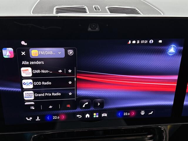 Mercedes-Benz GLB-Klasse 250+ Business Solution AMG 7p. 85.5 kWh | Premium Plus | Winterpakket | Nightpakket | Trekhaak | Verstelbare demping | Smartphone integratie | Vast panoramadak |