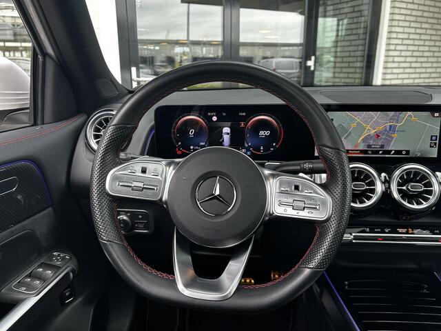 Mercedes-Benz GLB-Klasse 180 AMG Line | Panoramadak | Cruise Control | Stoelverwarming