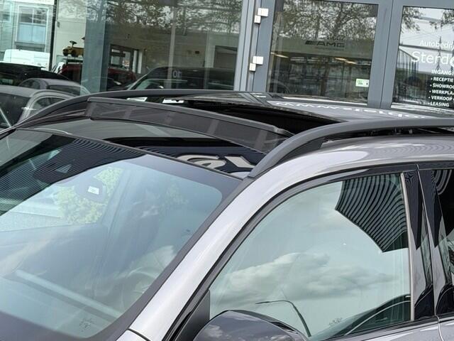 Mercedes-Benz GLB-Klasse 200 Premium I Panorama dak I Widescreen I Stoelverwarming I AMG Look Velgen l Panamericana grille l Lederen Artico Interieur I I Night pakket I Led I MBUX I Pakeer pakket l Airconditoning l Tempomaat l