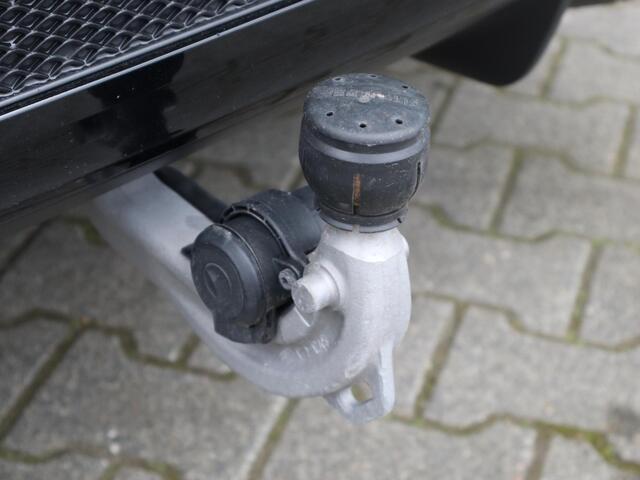 Mercedes-Benz GLB-Klasse 200 AMG Line