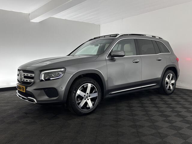 Mercedes-Benz GLB-Klasse 180 Business Solution (INCL-BTW) *PANO | ADAPTIVE-CRUISE | LEATHER | FULL-LED | BLINDSPOT | MEMORY-PACK | AMBIENTLIGHT | HEATED-SPORTSEATS | WIDESCREEN-DIGICOCKPIT | DAB+ | NAVI-FULLMAP | CAMERA | PRIVACYGLASS |