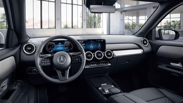 Mercedes-Benz GLB-Klasse 200 Advantage | Widescreen | Style pakket | Achteruitrijcamera | Getint glas |