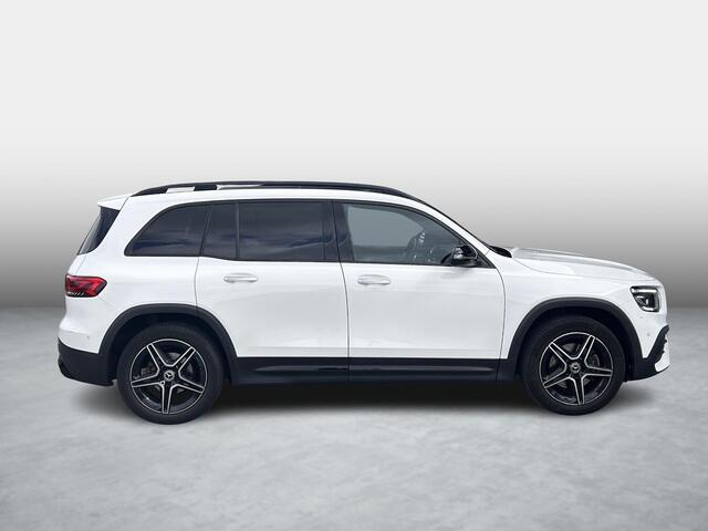 Mercedes-Benz GLB-Klasse 200 Business Solution AMG | Panoramadak | Trekhaak | Memory