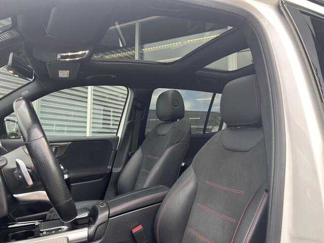 Mercedes-Benz GLB-Klasse 200 Business Solution AMG | Panoramadak | Trekhaak | Memory