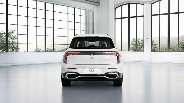 Mercedes-Benz GLB-Klasse 250+ Business Solution AMG 85.5 kWh | Panoramadak | Stoelverwarming | LED koplampen | Spiegelpakket | Achteruitrijcamera |