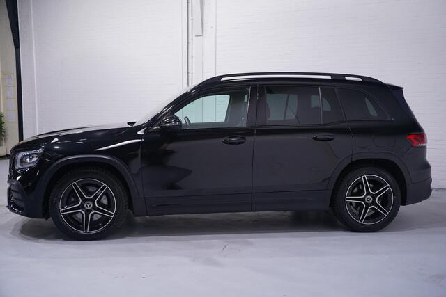 Mercedes-Benz GLB-Klasse GLB 220 d 4MATIC DCT AMG-Line navigatie ledverlichting 19"-lmv lederen-bekleding 360 camera apple-carplay touchpad DAB-ontvangst ACC wegklapbare-trekhaak digi-cockpit sportstoelen electrisch verstelbaar links met memo stoelverwarming-voor