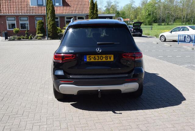Mercedes-Benz GLB-Klasse 180 Business Line Trekhaak Automaat