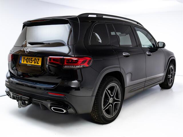 Mercedes-Benz GLB-Klasse 200 AMG Line Night Pakket Panoramadak | Elec. trekhaak | Matrix Led | Elec. achterklep | Stoelverwarming | Camera | Navigatie, Cruise, Apple Carplay/app. connect