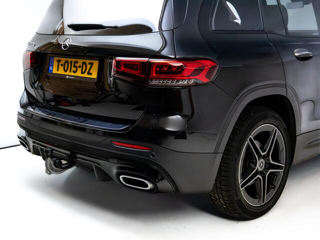 Mercedes-Benz GLB-Klasse 200 AMG Line Night Pakket Panoramadak | Elec. trekhaak | Matrix Led | Elec. achterklep | Stoelverwarming | Camera | Navigatie, Cruise, Apple Carplay/app. connect