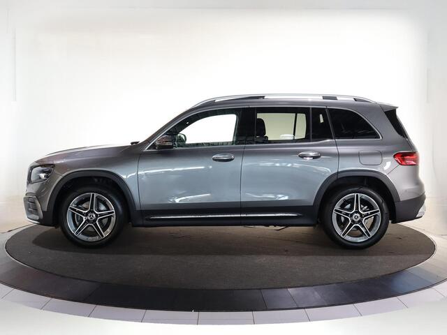Mercedes-Benz GLB-Klasse 180 Business Solution AMG | Panoramaschuifdak | Premium Plus | Trekhaak | Verschuifbare Bank | Winterpakket |